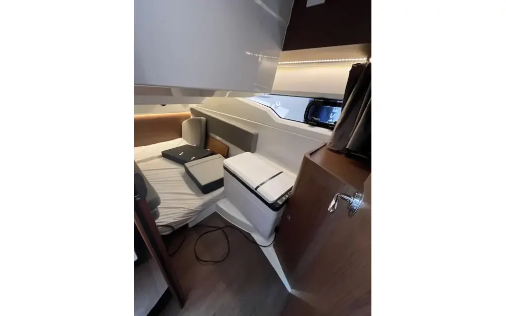 slider 11 Jeanneau Merry Fisher 895 Offshore