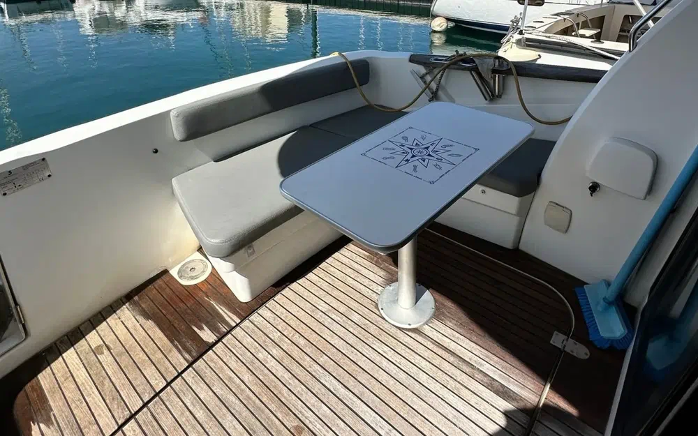 slider 1 Beneteau Antares 30 S