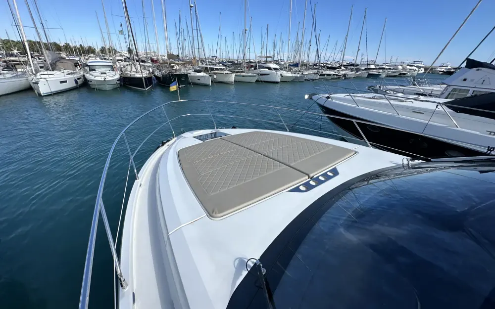 slider 15 Fairline  45