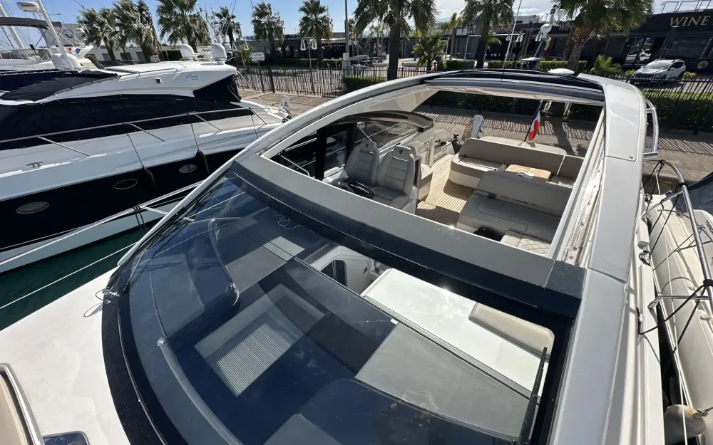 slider 19 Fairline  45