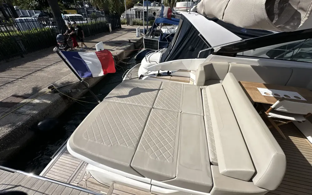 slider 28 Fairline  45