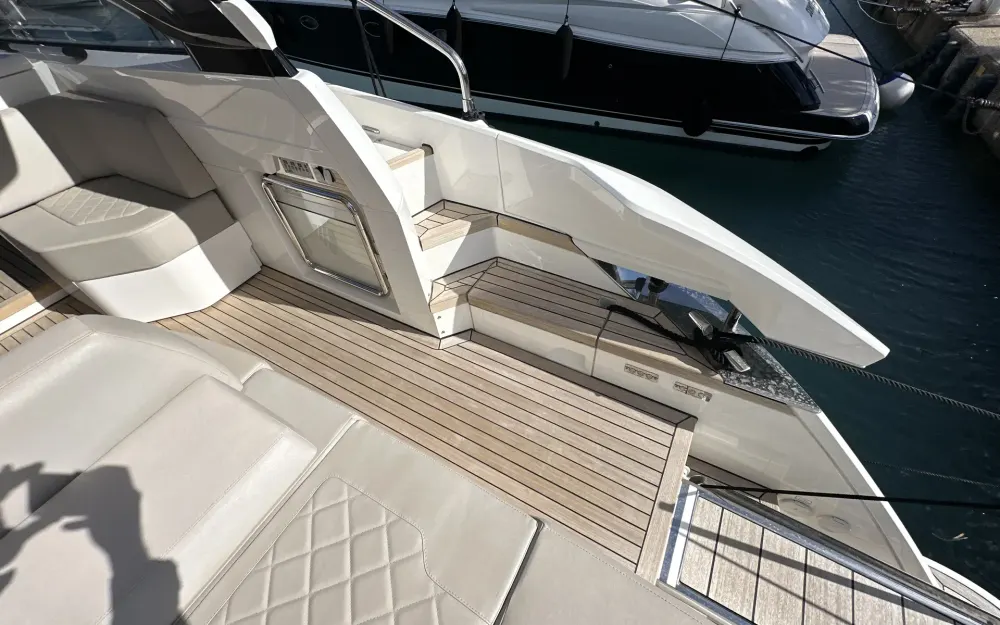 slider 33 Fairline  45