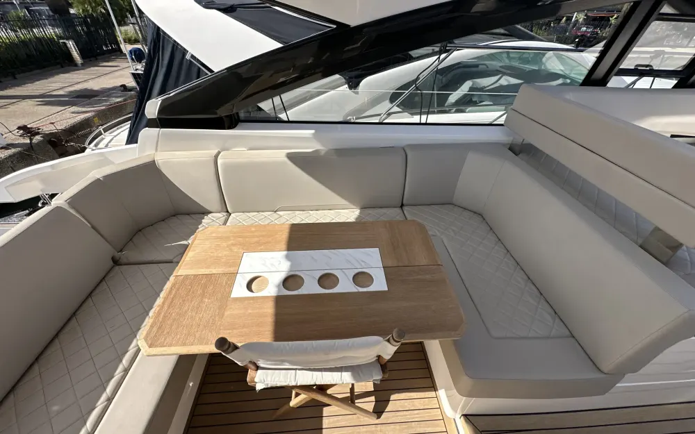 slider 37 Fairline  45
