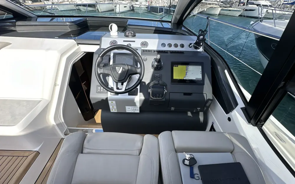 slider 47 Fairline  45