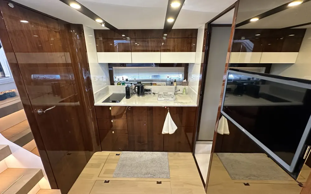 slider 67 Fairline  45