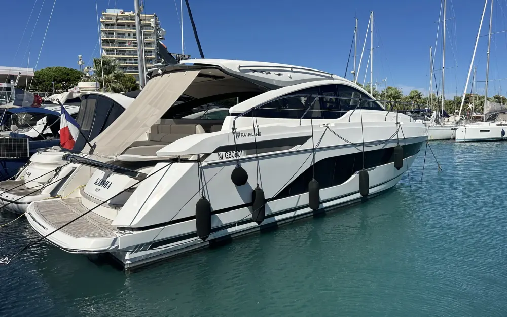 slider 6 Fairline  45