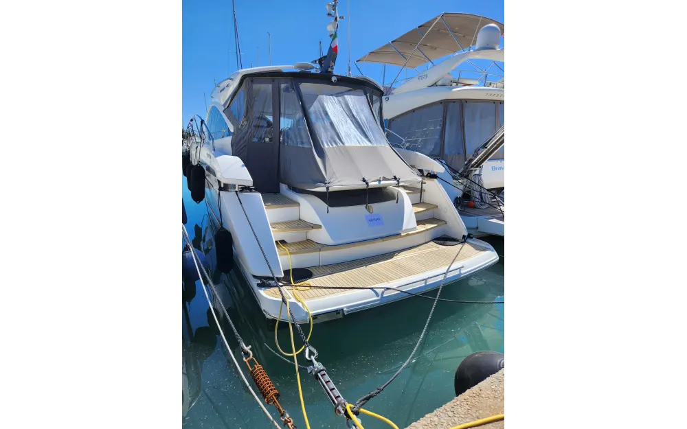 slider 8 Fairline  45