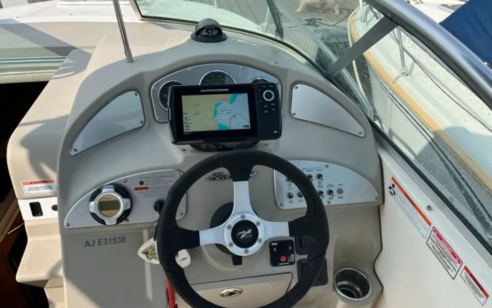 slider 2 Sea Ray  255 Sundancer
