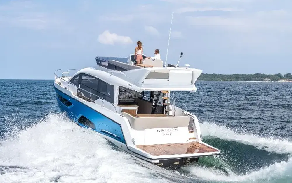 slider 1 Sealine  F430