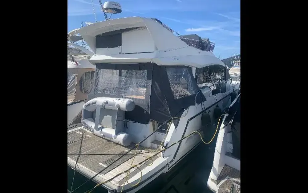 slider 3 Sealine  F430