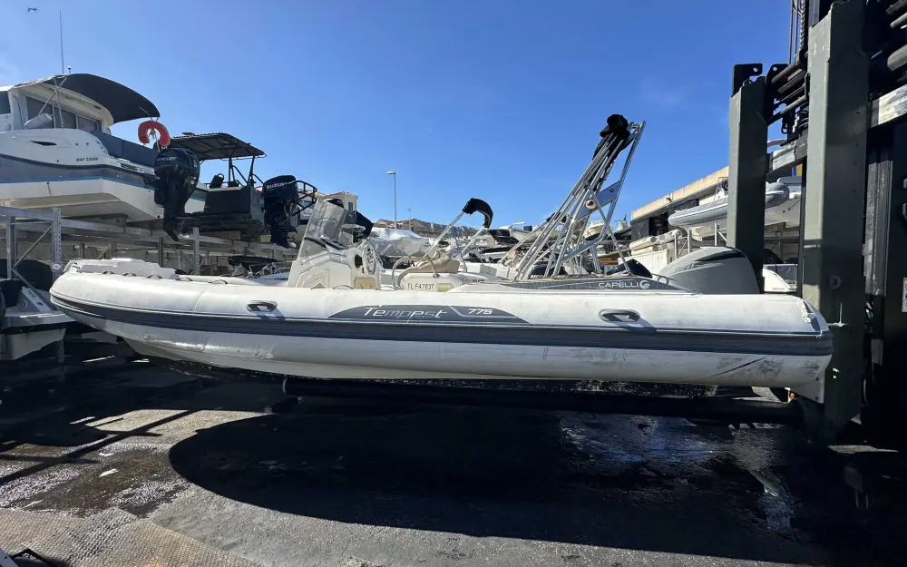 slider 0 Capelli Tempest 775