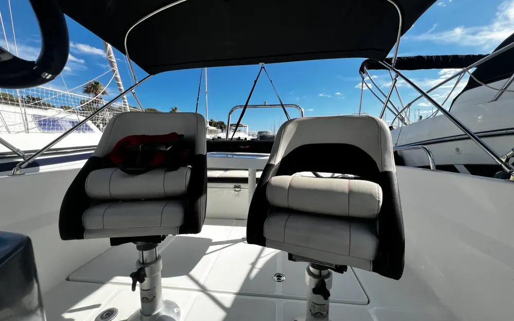 slider 3 Beneteau Flyer 6.6 SUNdeck