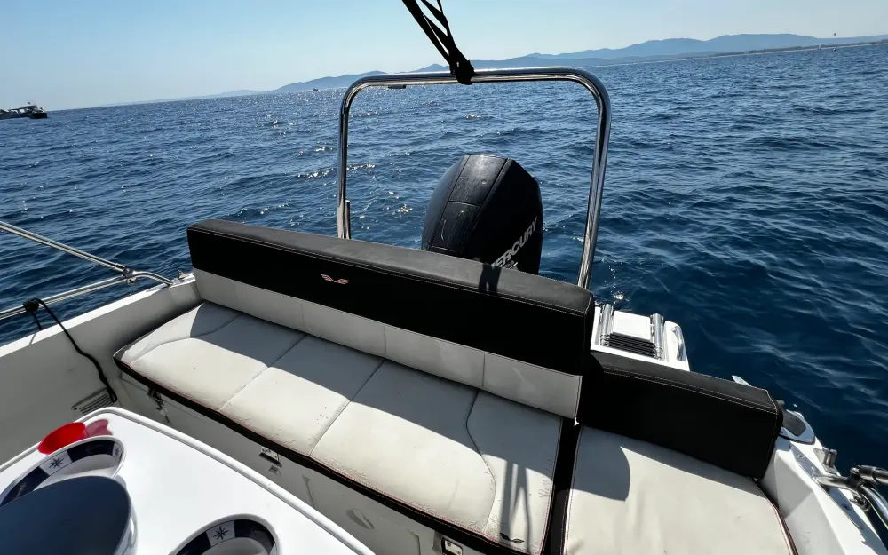 slider 6 Beneteau Flyer 6.6 SUNdeck