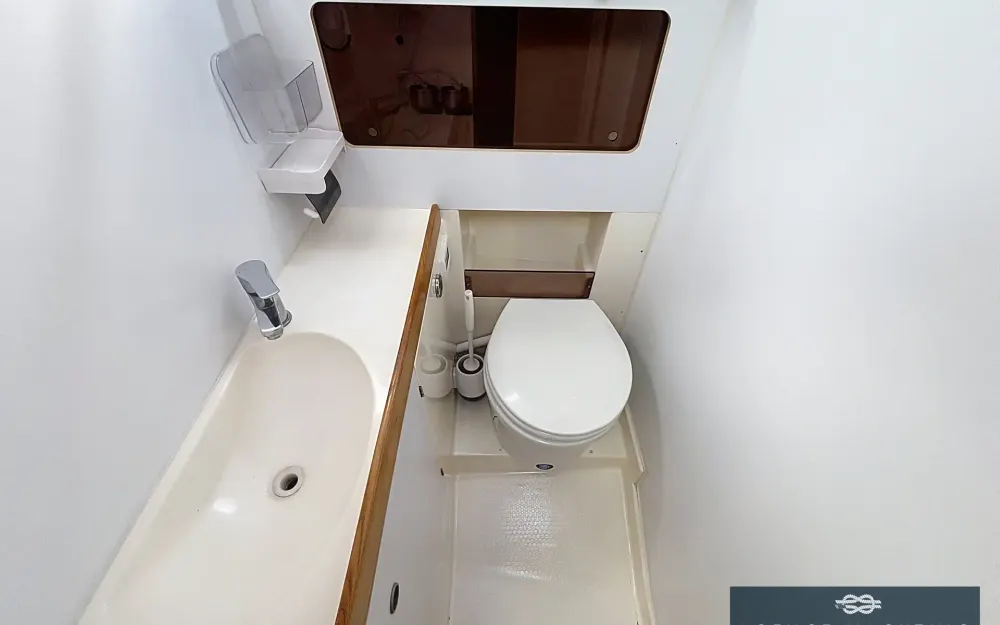 slider 11 Jeanneau Albatros 750