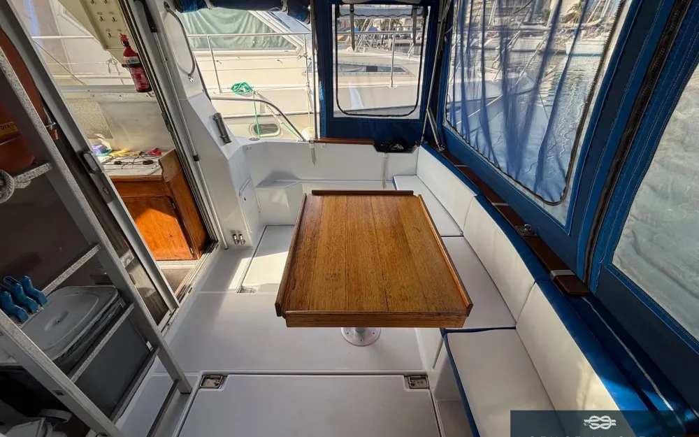 slider 14 Jeanneau Albatros 750