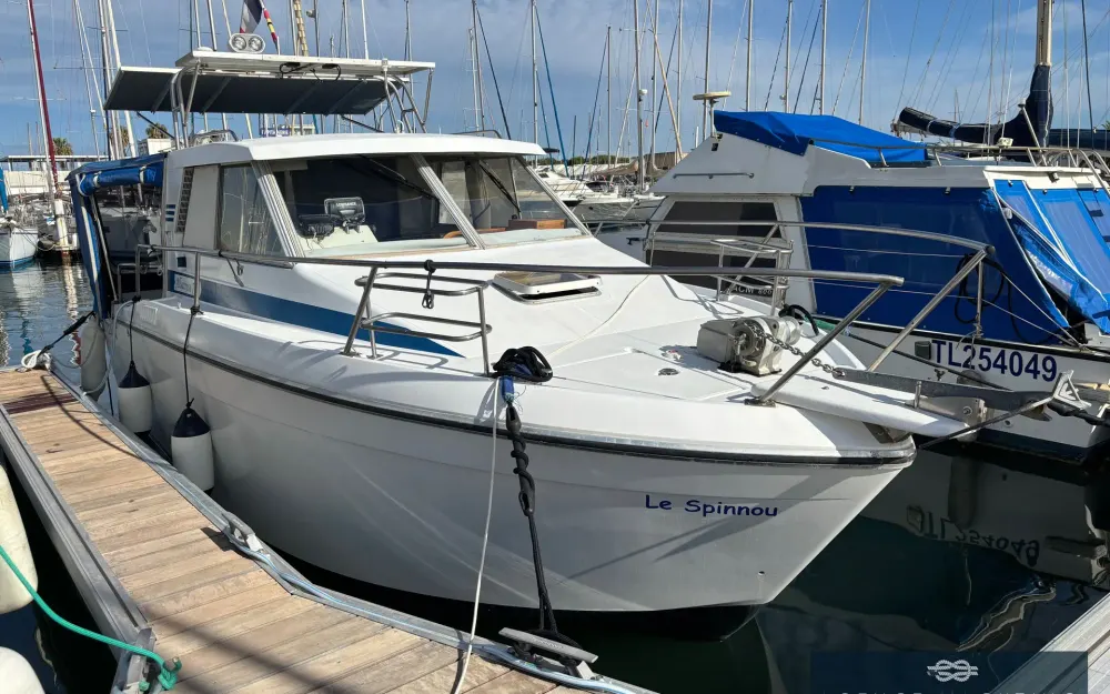 slider 20 Jeanneau Albatros 750