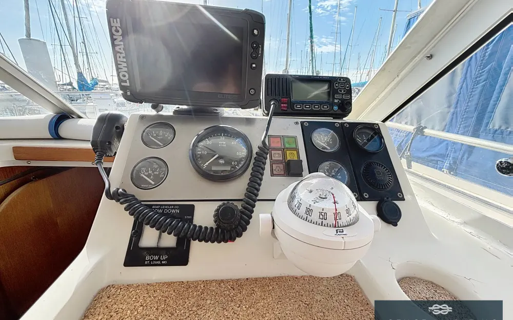 slider 7 Jeanneau Albatros 750