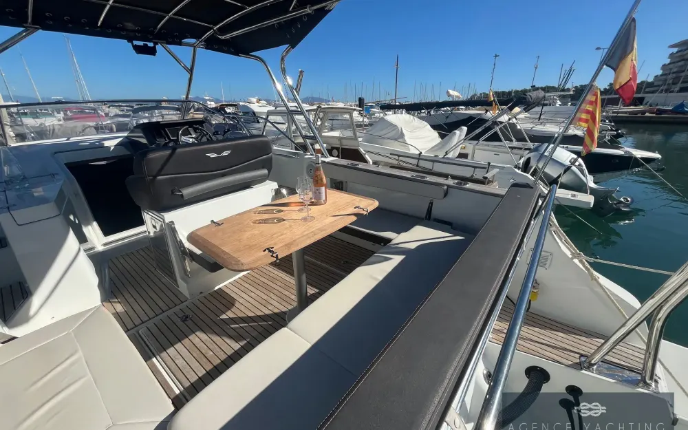 slider 12 Beneteau Flyer 8.8 SUNdeck