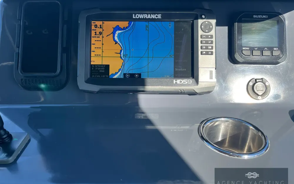 slider 20 Beneteau Flyer 8.8 SUNdeck