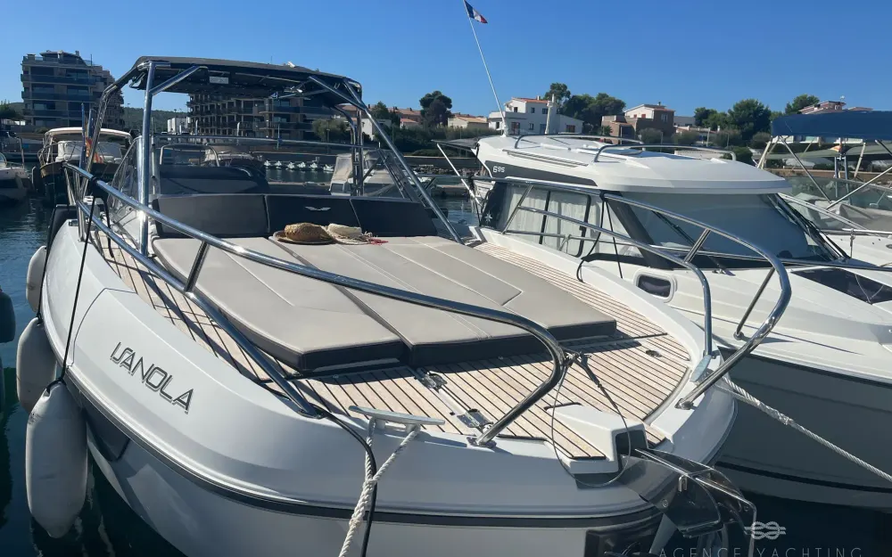 slider 6 Beneteau Flyer 8.8 SUNdeck