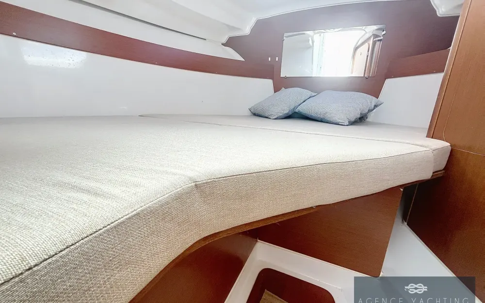 slider 13 Beneteau Antares 780 HB