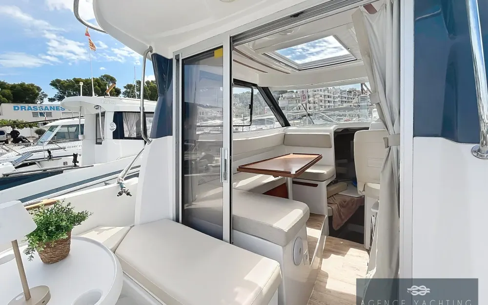 slider 19 Beneteau Antares 780 HB