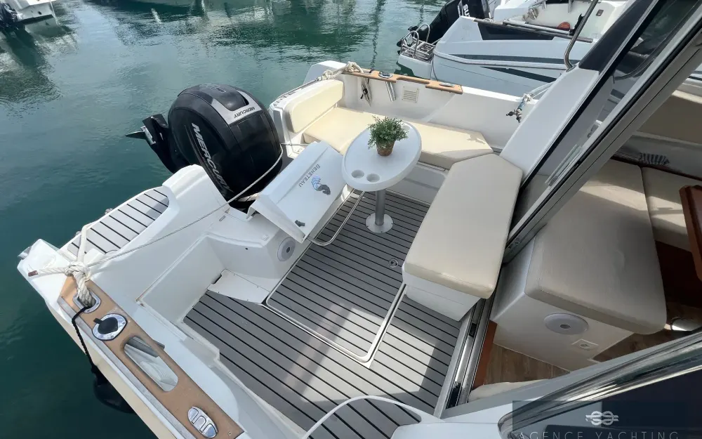 slider 20 Beneteau Antares 780 HB