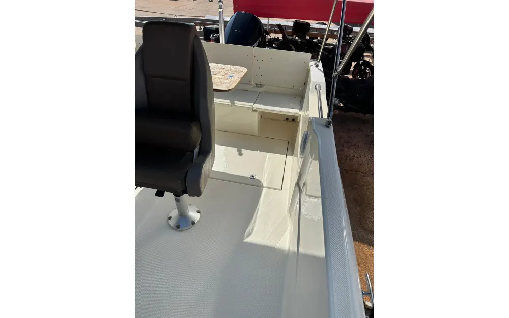 slider 21 Quicksilver Activ 755 Open