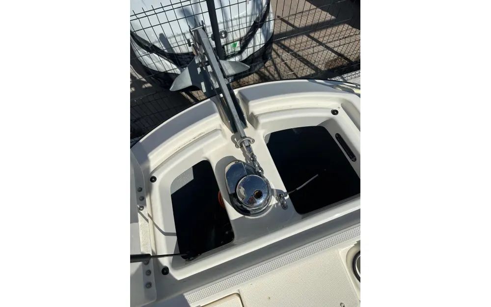 slider 23 Quicksilver Activ 755 Open