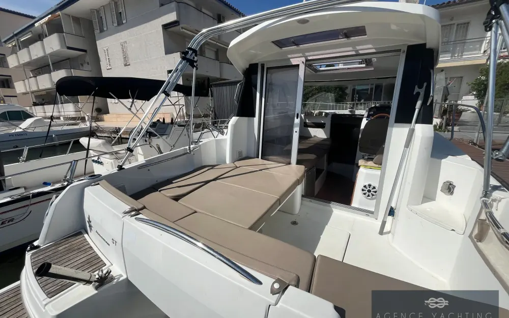 slider 16 Jeanneau Merry Fisher 755
