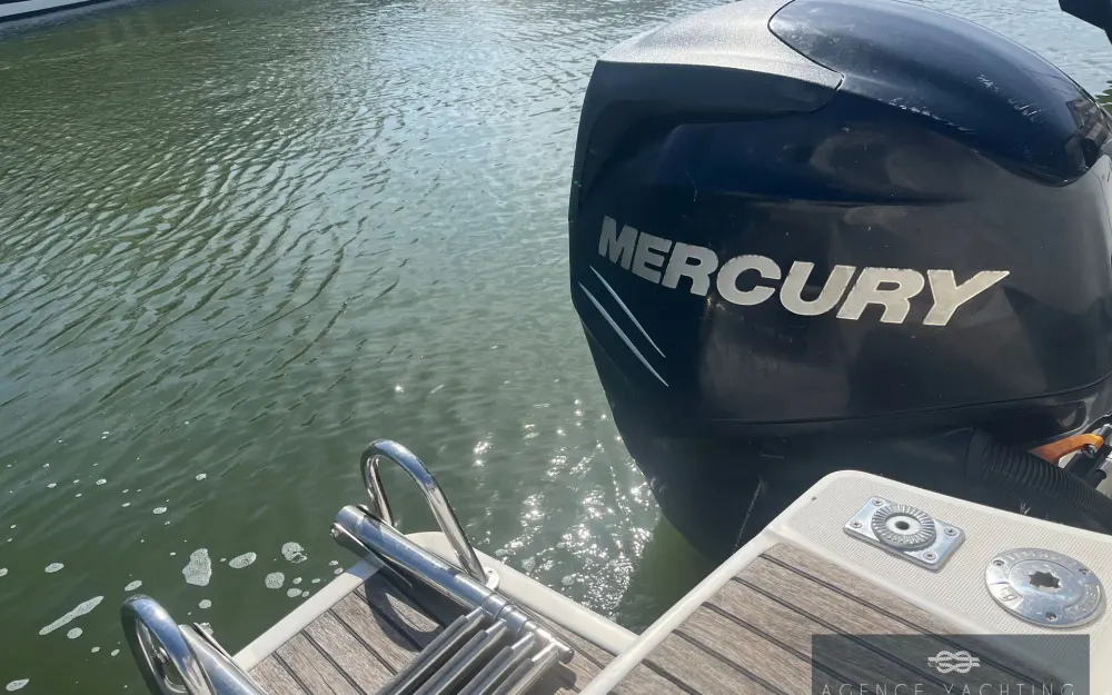 slider 22 Jeanneau Merry Fisher 755