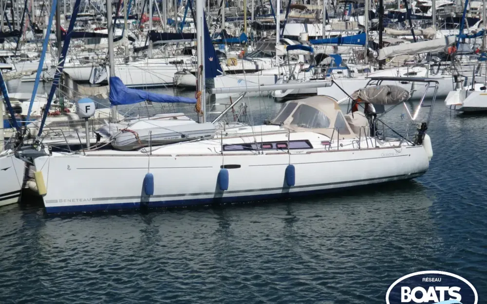 slider 0 Beneteau Oceanis 37