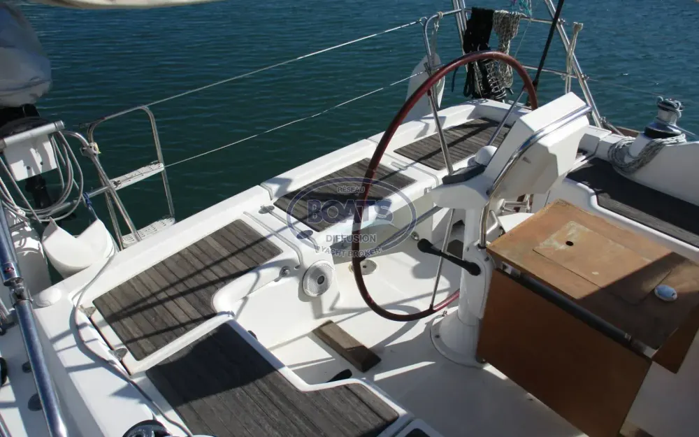 slider 4 Beneteau Oceanis 37