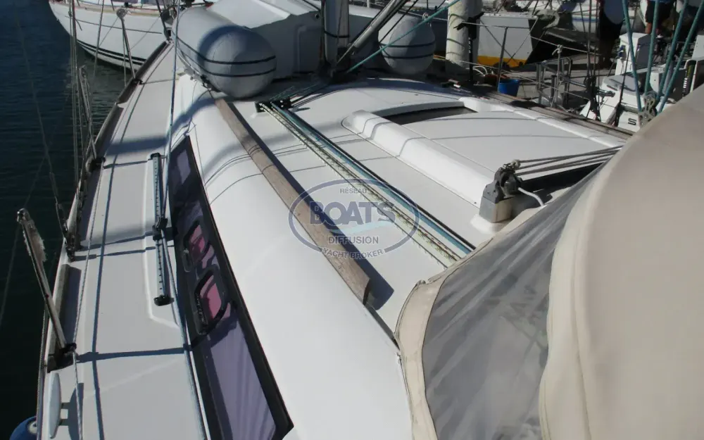 slider 7 Beneteau Oceanis 37