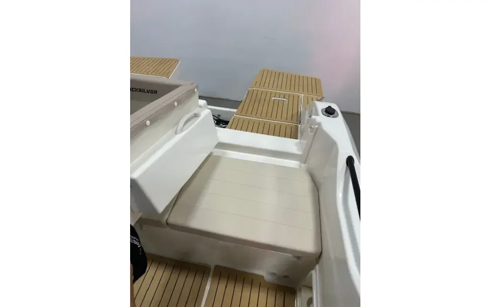 slider 16 Quicksilver Activ 705 open