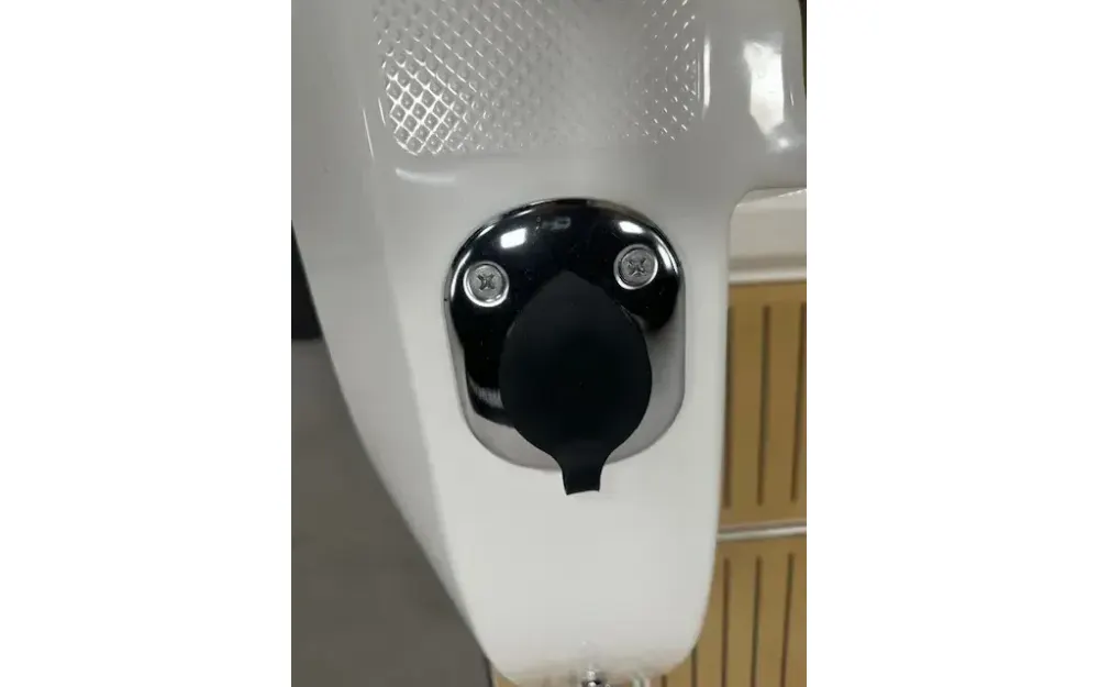 slider 18 Quicksilver Activ 705 open