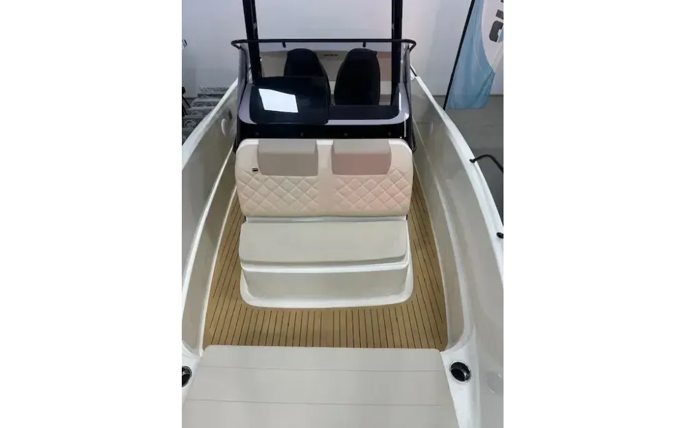 slider 21 Quicksilver Activ 705 open