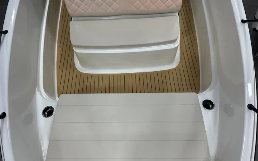 slider 22 Quicksilver Activ 705 open