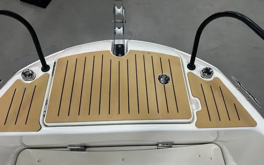 slider 26 Quicksilver Activ 705 open