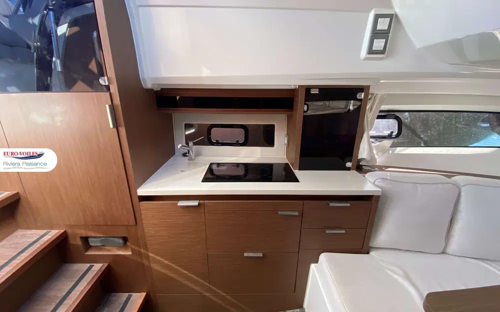 slider 14 Jeanneau Cap Camarat 10.5 WACap Camarat 10.5 Wa Serie 2