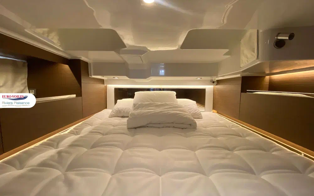 slider 15 Jeanneau Cap Camarat 10.5 WA