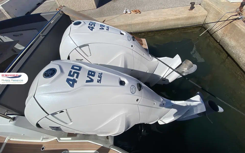 slider 18 Jeanneau Cap Camarat 10.5 WA