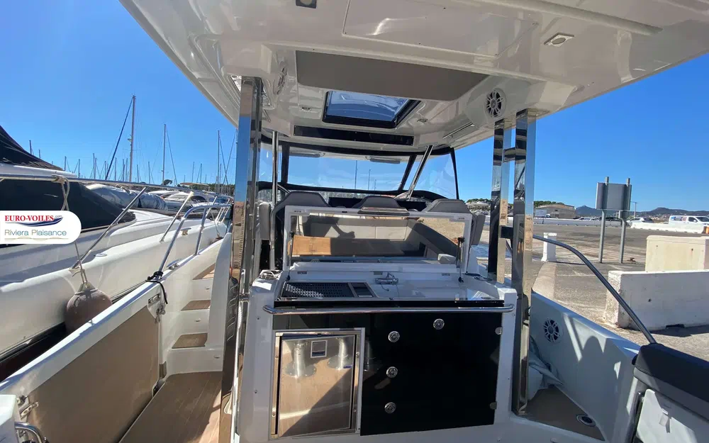 slider 3 Jeanneau Cap Camarat 10.5 WA