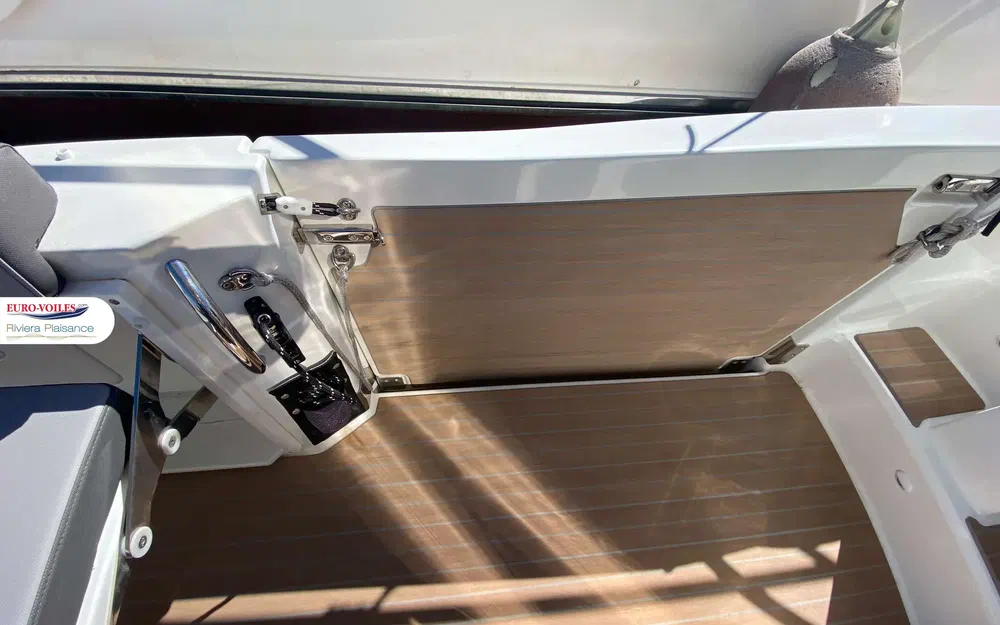 slider 7 Jeanneau Cap Camarat 10.5 WACap Camarat 10.5 Wa Serie 2