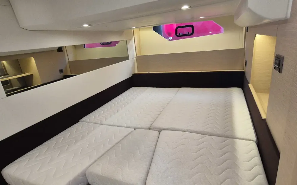 slider 15 Prestige Yachts Prestige 420 S