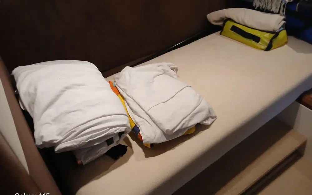 slider 10 Sealine F 450