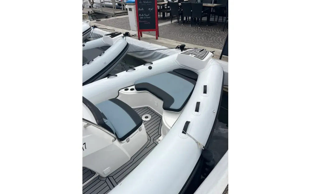slider 5 Grand Golden Line G580
