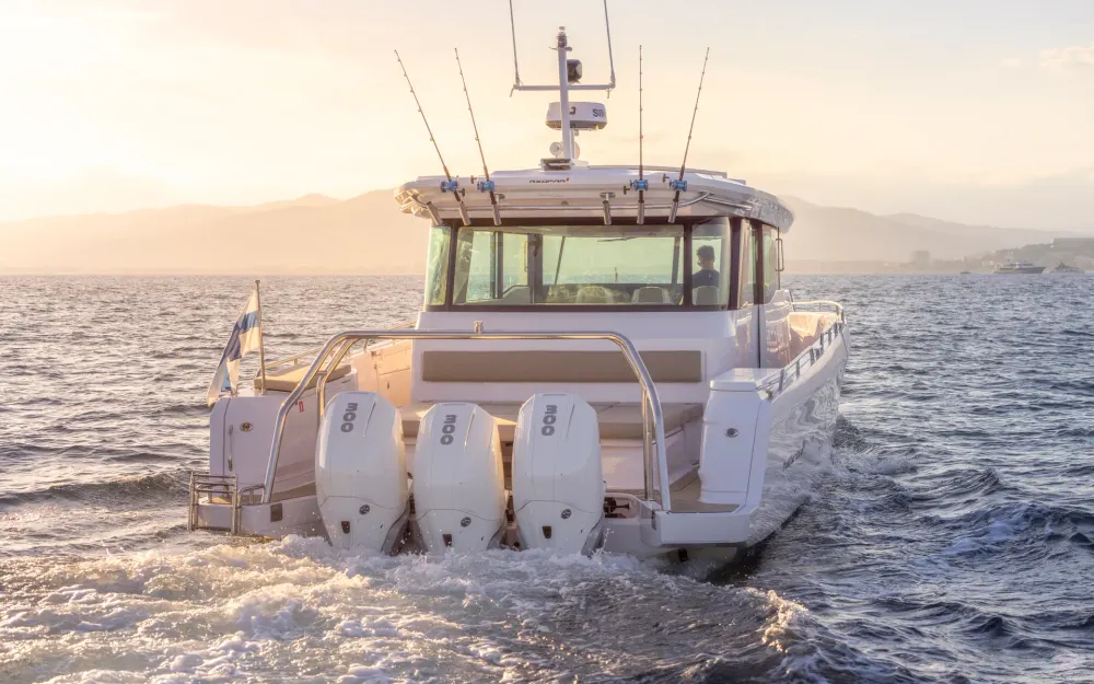 slider 2 Axopar  45 XC CROSS CABIN
