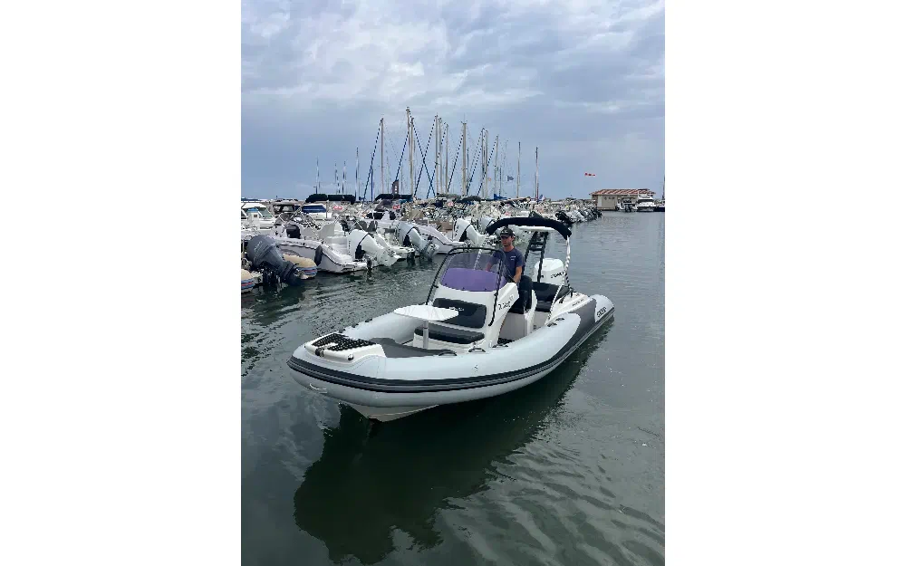 slider 4 Grand Golden Line G580