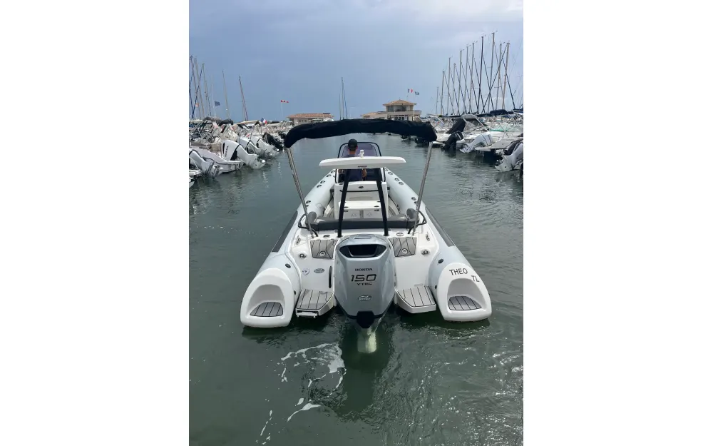 slider 4 Grand Golden Line G650